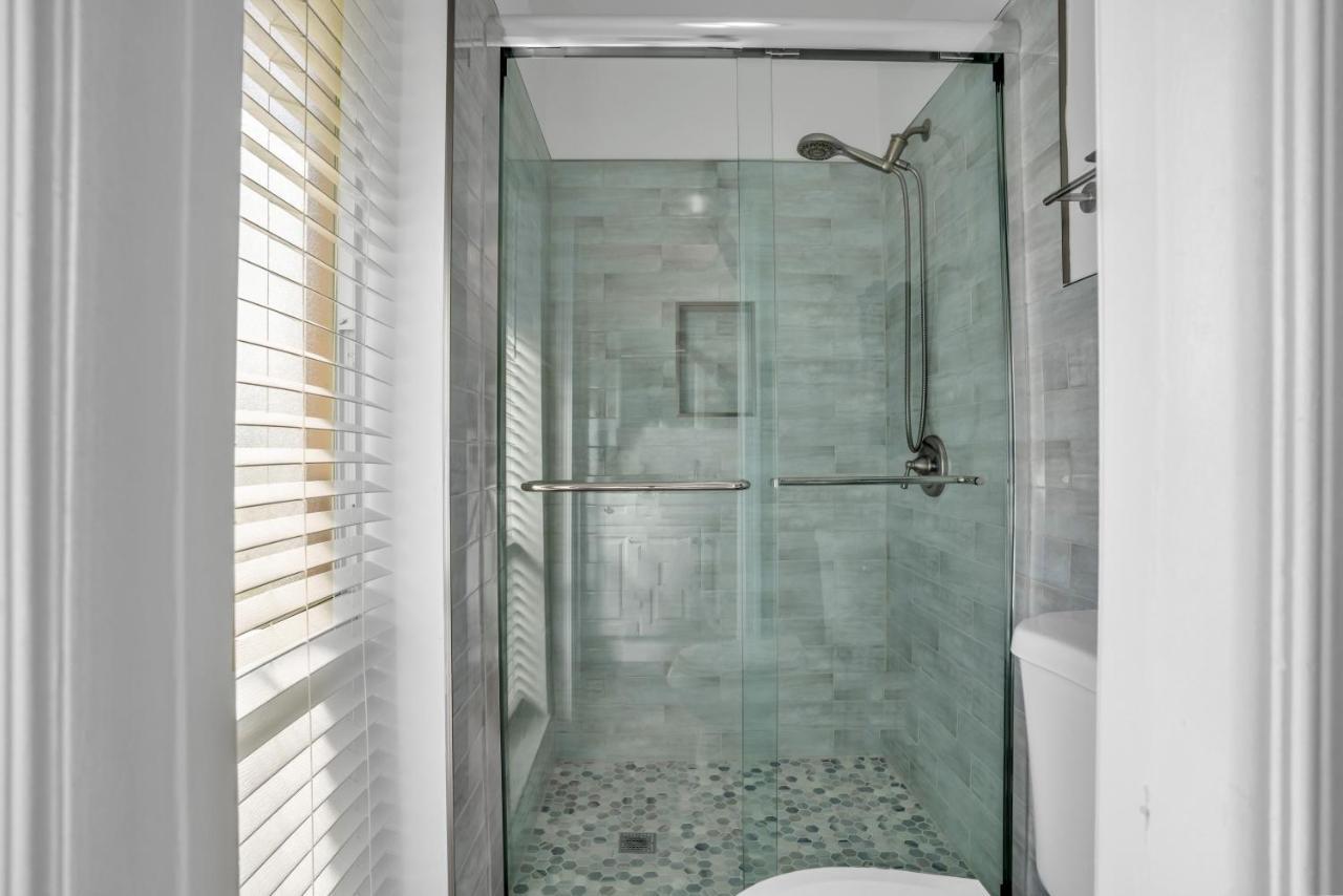 4 Bd Near Beach Spacious Solar Heated Pool Waterfront Home Pompano Beach Eksteriør billede